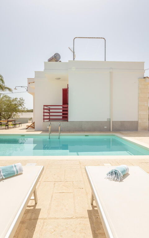 Villa Dolcevivere: Building Exterior, Outdoor, Pool, Summer