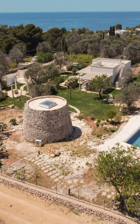 Villa Platino: Building Exterior, Garden, Outdoor, Pool, Scenic View