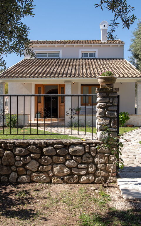 Villa Armonia: Building Exterior, Main Entrance, Outdoor