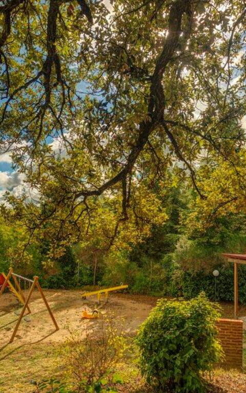 Leccino: Building Exterior, Garden, Outdoor, Scenic View