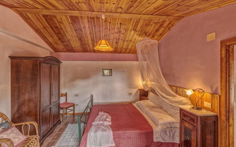 Accommodation Leccino 4: Bedroom