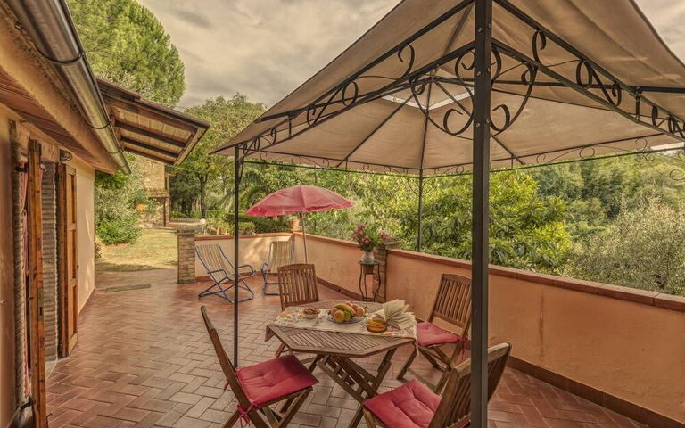 Accommodation Leccino 4: Balcony / Terrace / Patio