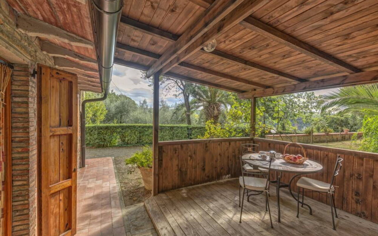 Accommodation Leccino 3: Balcony / Terrace / Patio