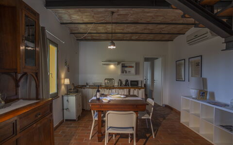 Accommodation Cilindro: Dining Room, Kitchen, Living Room