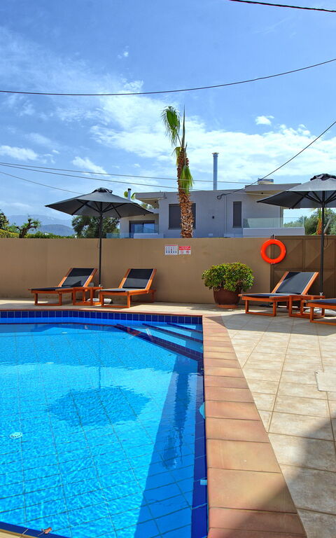 Villa Endless View: Autumn, Building Exterior, Outdoor, Pool, Spring, Summer