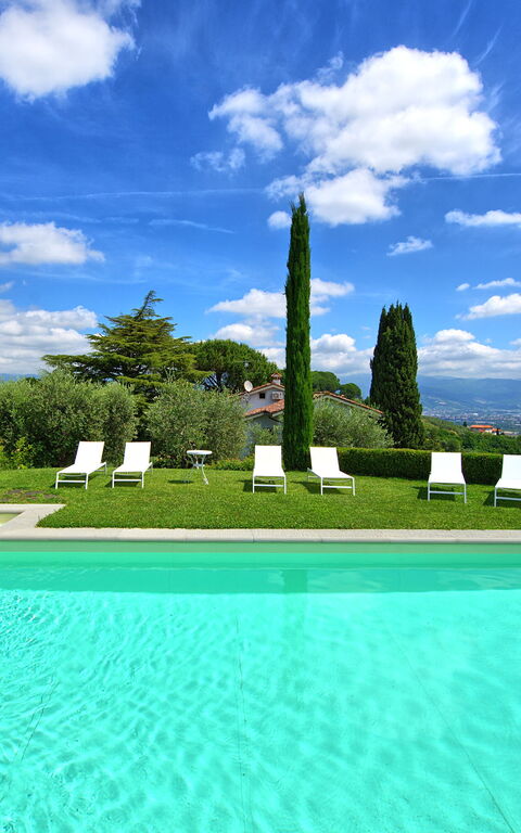 Villa Mami: Outdoor, Pool, Summer