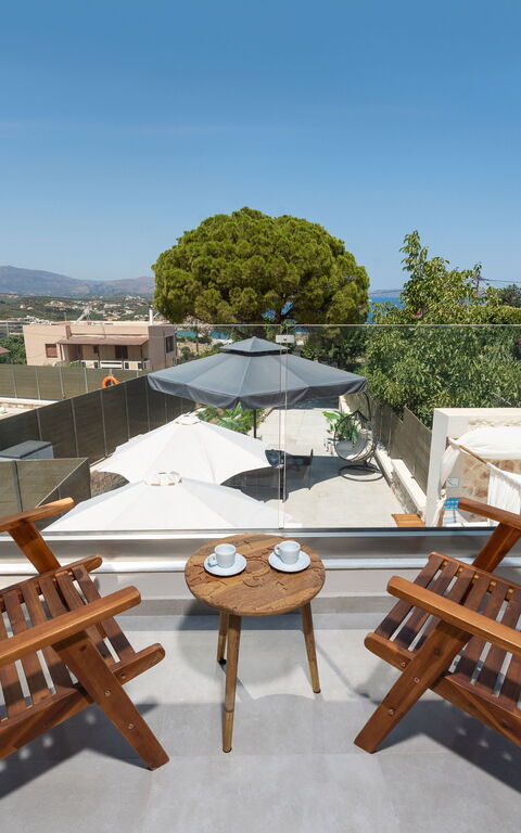 Villa Paul: Balcony / Terrace / Patio, Building Exterior, Outdoor