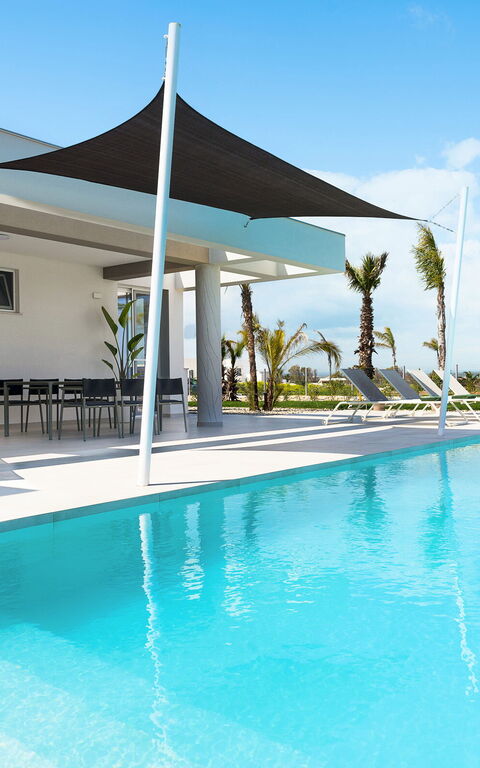 Villa Paradisus: Building Exterior, Outdoor, Pool