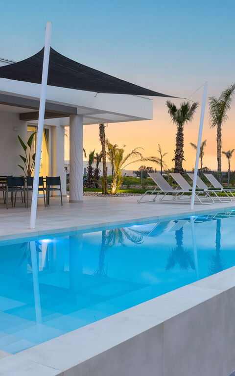 Villa Paradisus: Building Exterior, Outdoor, Pool