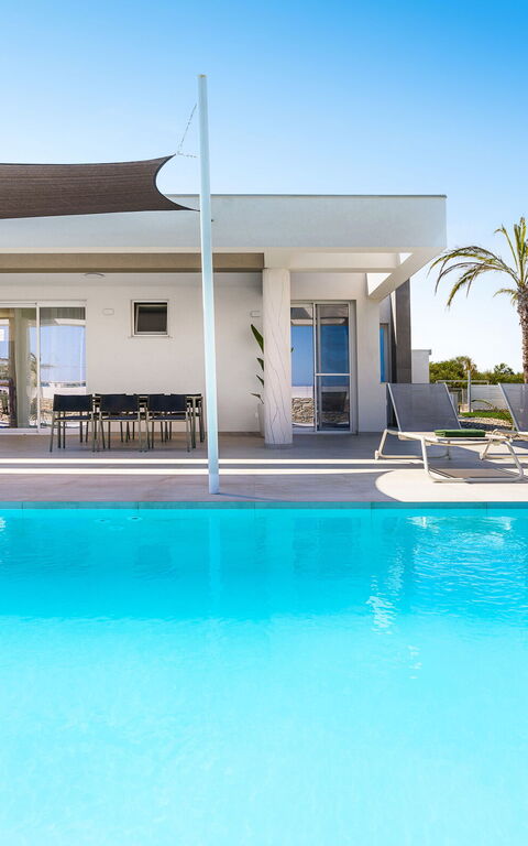 Villa Paradisus: Building Exterior, Outdoor, Pool