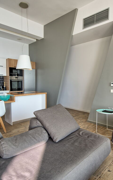 Villa Sapphire: Kitchen, Living Room