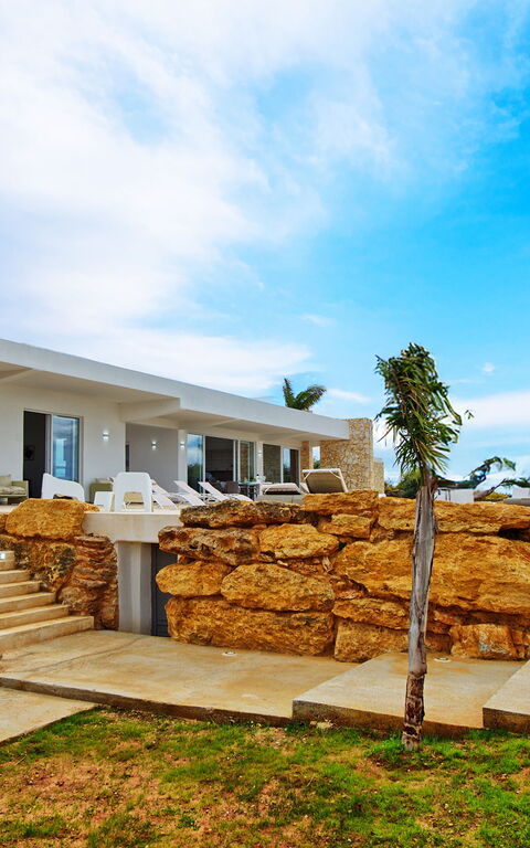 Villa Infinito: Building Exterior, Garden, Outdoor