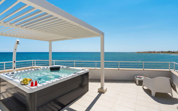 Mare Dentro: Balcony / Terrace / Patio, Building Exterior, Outdoor, Scenic View