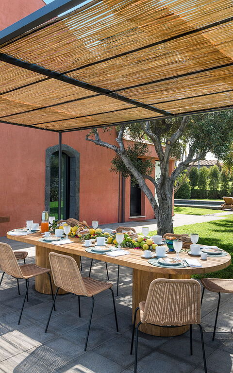 Villa Acqua Marina: Balcony / Terrace / Patio, Building Exterior, Garden, Outdoor