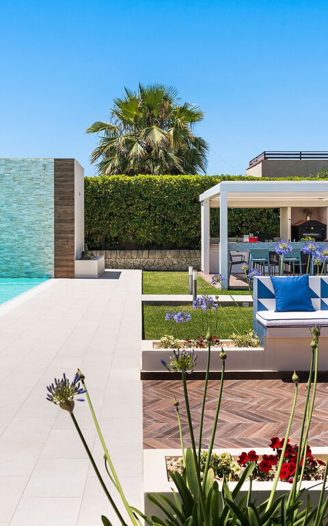 Villa Dilecta: Balcony / Terrace / Patio, Building Exterior, Outdoor, Pool