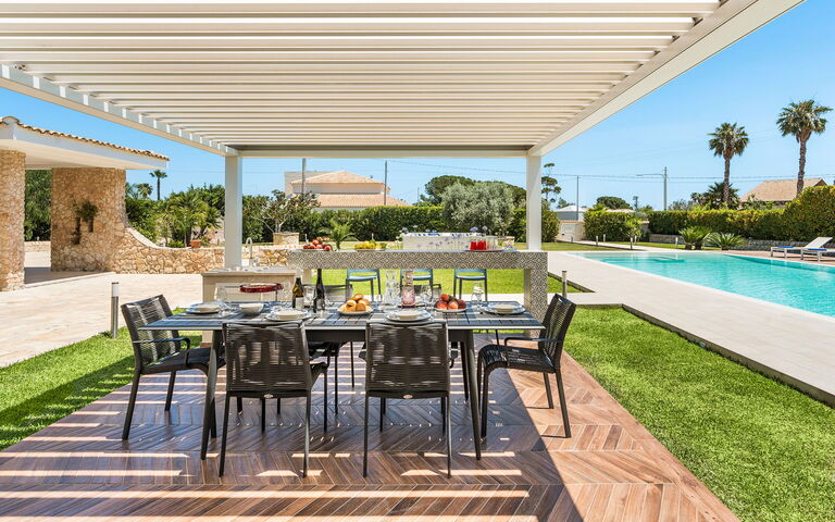 Villa Dilecta: Balcony / Terrace / Patio, Building Exterior, Garden, Outdoor, Pool