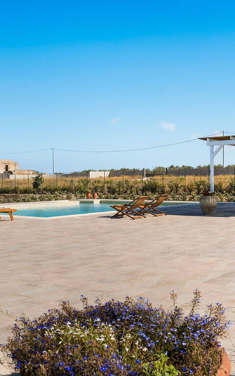 Villa Paolina: Balcony / Terrace / Patio, Building Exterior, Outdoor, Pool