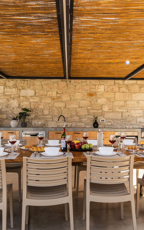 Villa Serenity: Balcony / Terrace / Patio, Outdoor