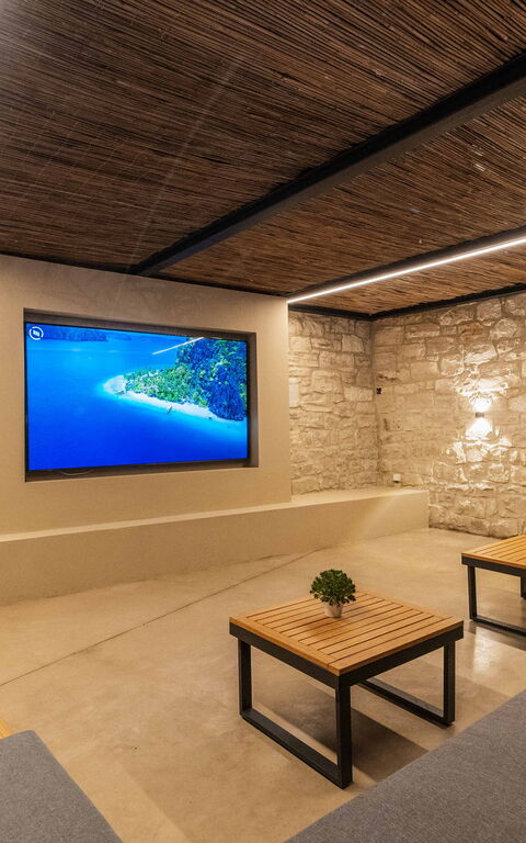 Villa Serenity: Balcony / Terrace / Patio, Outdoor