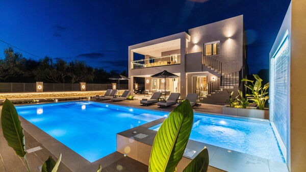 Villa Serenity: Building Exterior, Outdoor, Pool