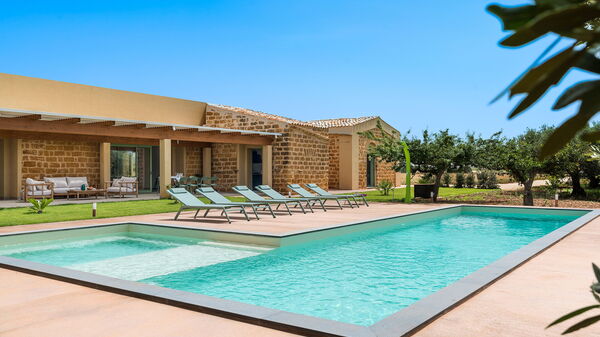 Villa Cavalè: Building Exterior, Outdoor, Pool