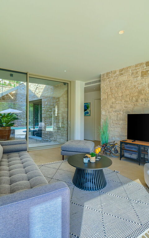 Villa Pine Haven: Living Room