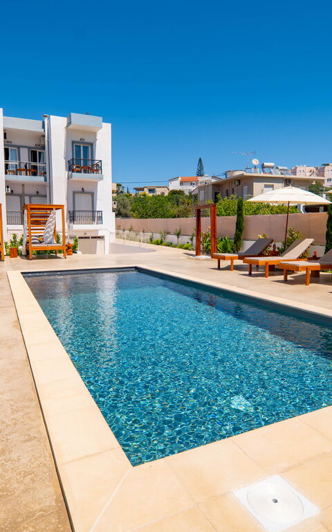 Christianna Apartments: Outdoor, Pool