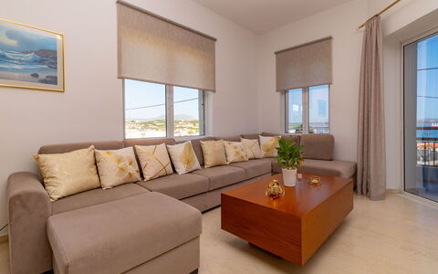 Accommodation Christianna Apartments 2: Dining Room, Kitchen, Living Room
