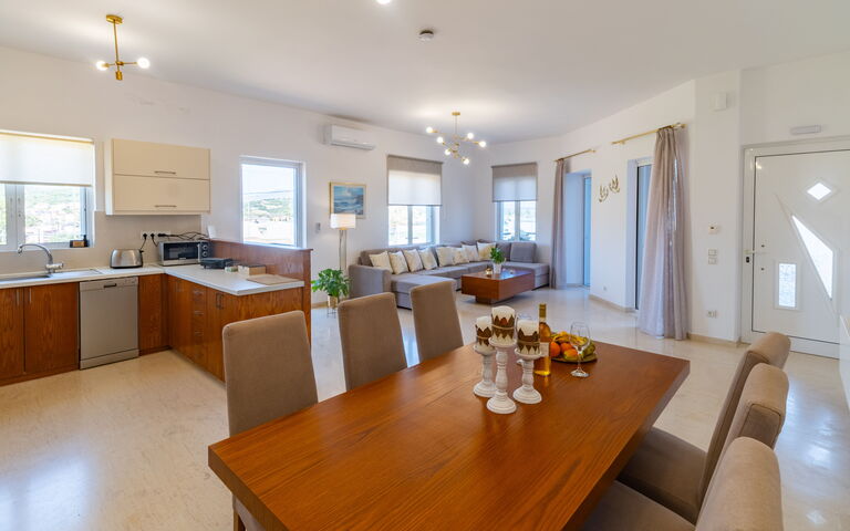 Accommodation Christianna Apartments 2: Dining Room, Kitchen, Living Room
