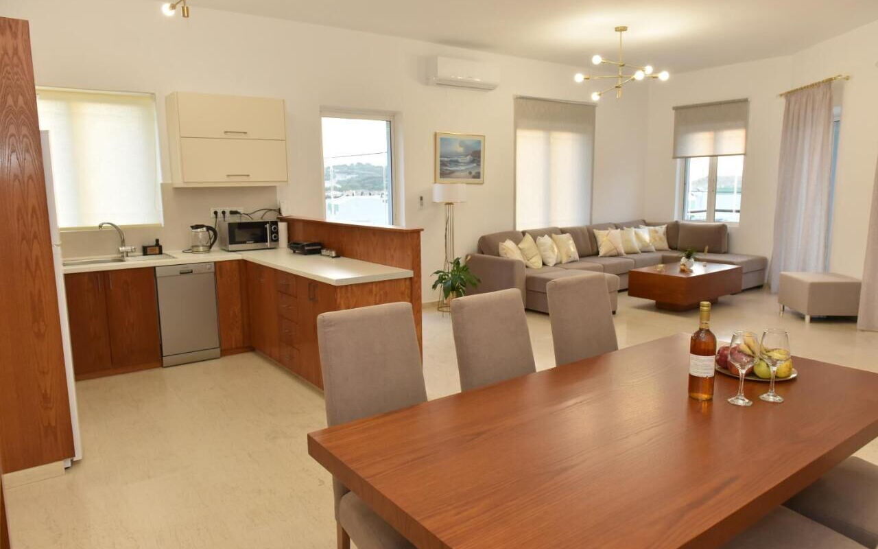 Accommodation Christianna Apartments 1: Dining Room, Kitchen, Living Room