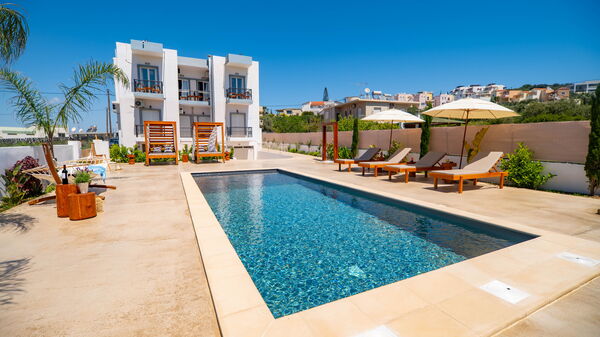 Christianna Apartments: Outdoor, Pool