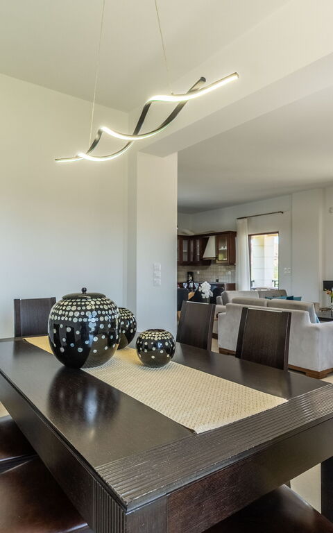 Villa Aetheria: Dining Room