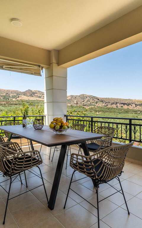 Villa Aetheria: Balcony / Terrace / Patio