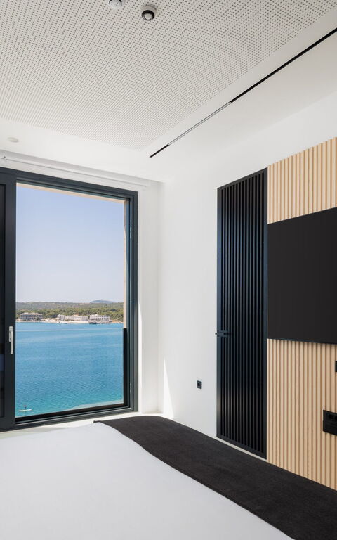 Villa Olive Vista 2: Bedroom