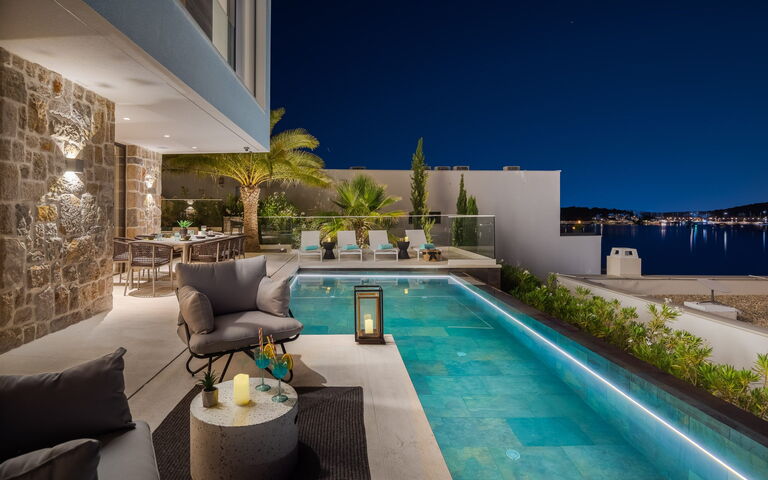 Villa Olive Vista 2: Balcony / Terrace / Patio, Building Exterior, Outdoor, Pool, Scenic View