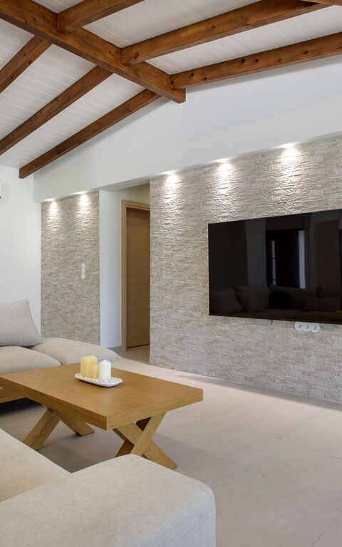 Villa Aurora Blue: Living Room