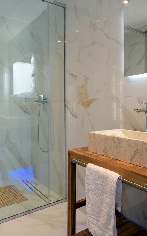 Villa Sunset: Bathroom