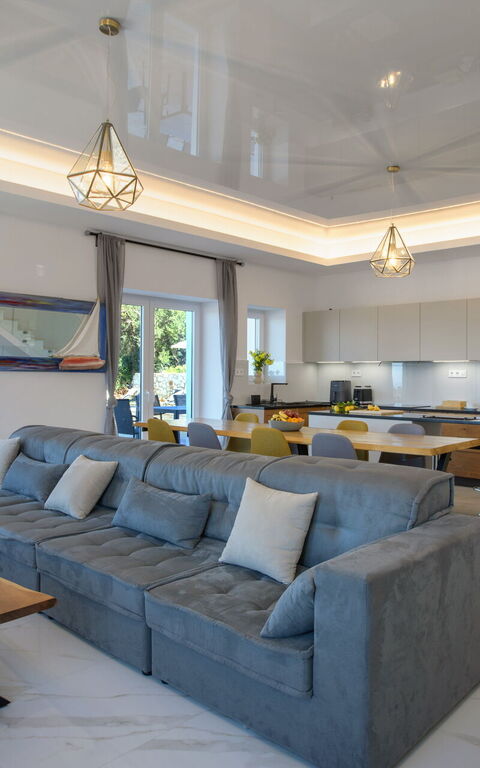 Villa Sunset: Kitchen, Living Room