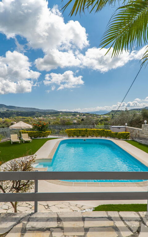 Villa Faye: Garden, Outdoor, Pool, Scenic View, Spring, Summer