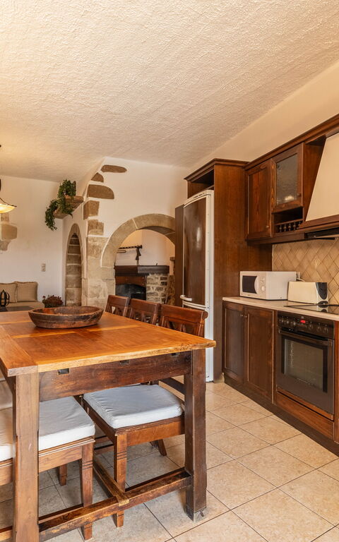 Villa Faye: Dining Room, Kitchen