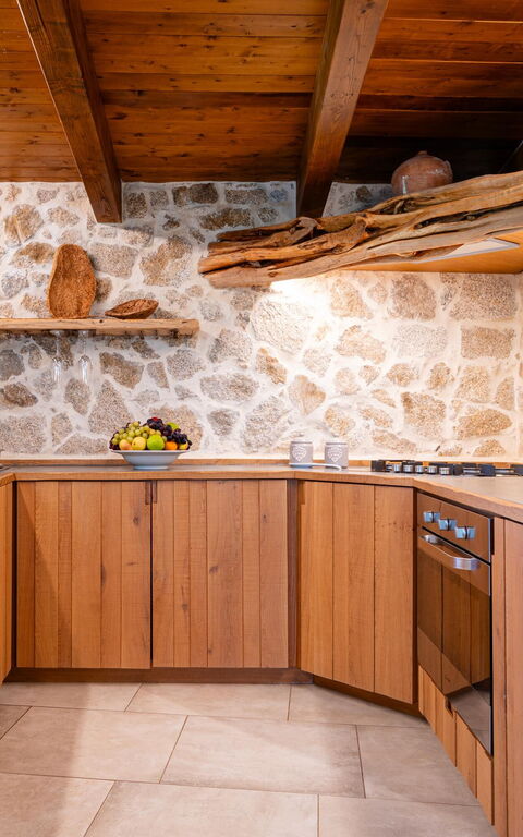 Villa Sole Tra i Ginepri: Kitchen