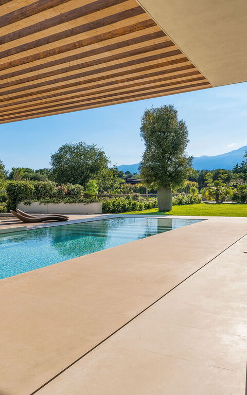 Villa Hermosa: Building Exterior, Garden, Outdoor, Pool