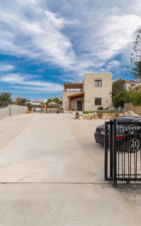 Villa Blini: Building Exterior, Main Entrance, Outdoor