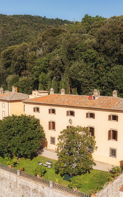 Villa Laparelli Pitti: Building Exterior, Garden, Outdoor
