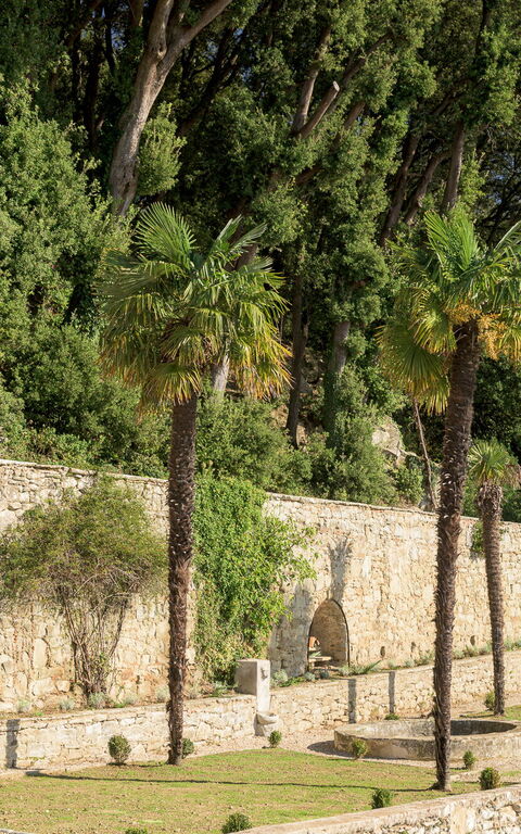 Villa Laparelli Pitti: Building Exterior, Garden, Outdoor