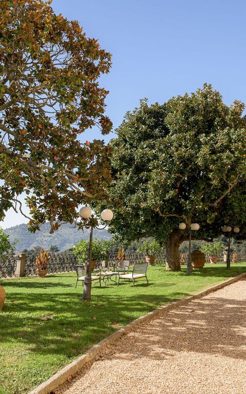 Villa Laparelli Pitti: Building Exterior, Garden, Outdoor