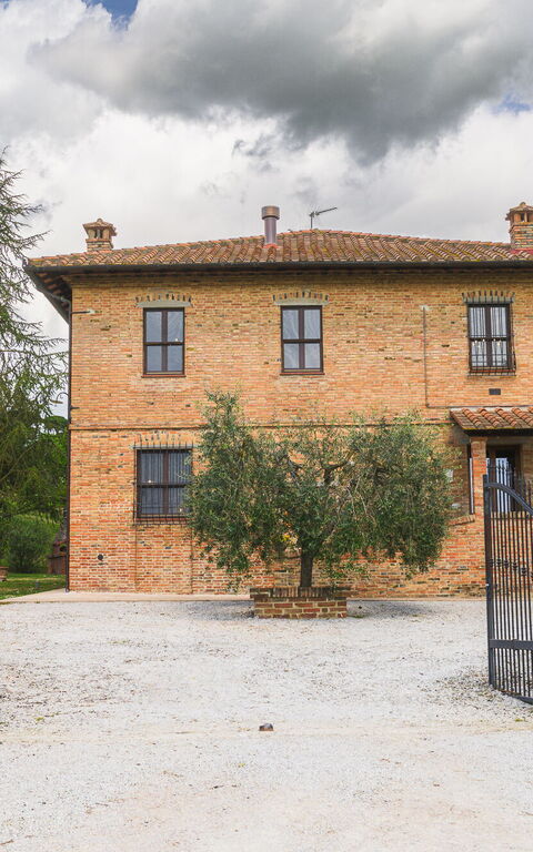 Villa la Contea: Building Exterior, Main Entrance, Outdoor