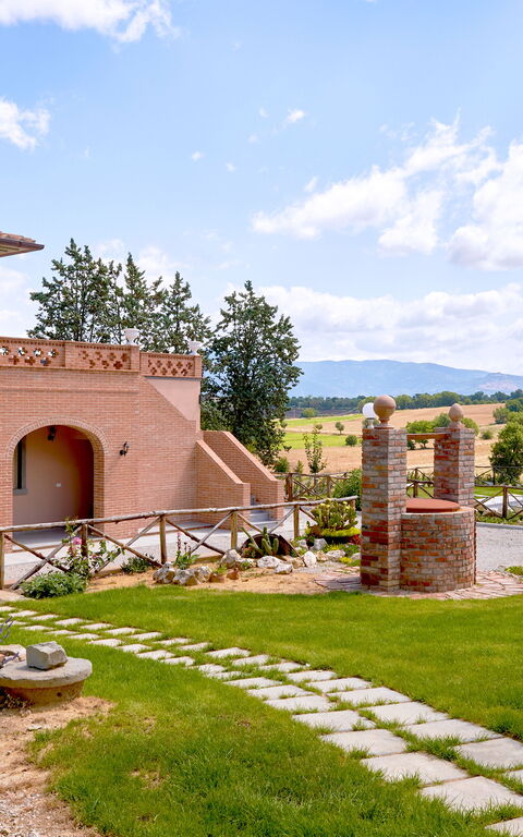 Villa Vigneto: Building Exterior, Garden, Outdoor, Scenic View