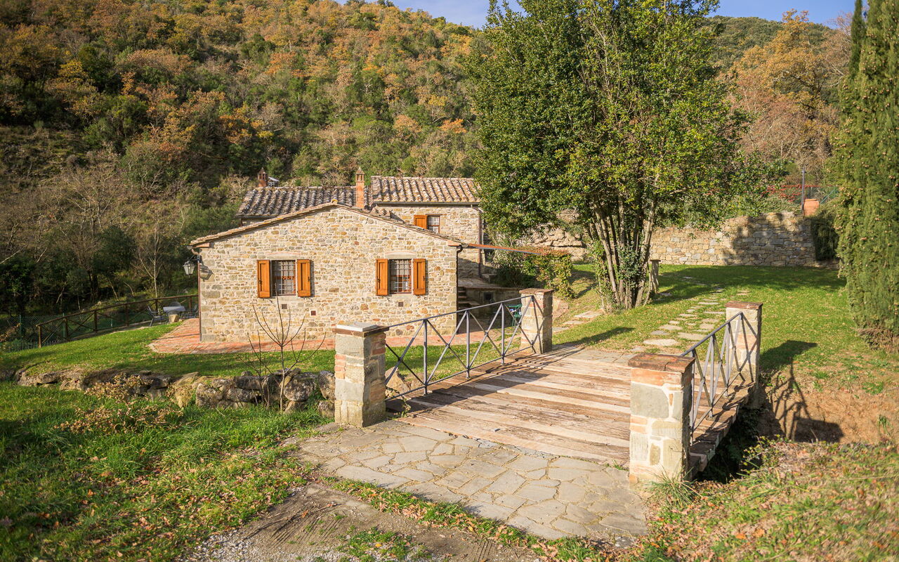 Casale Montanare: Building Exterior, Garden, Outdoor
