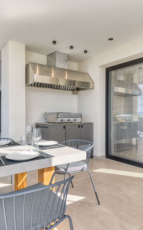 Villa Dominante: Building Exterior, Outdoor